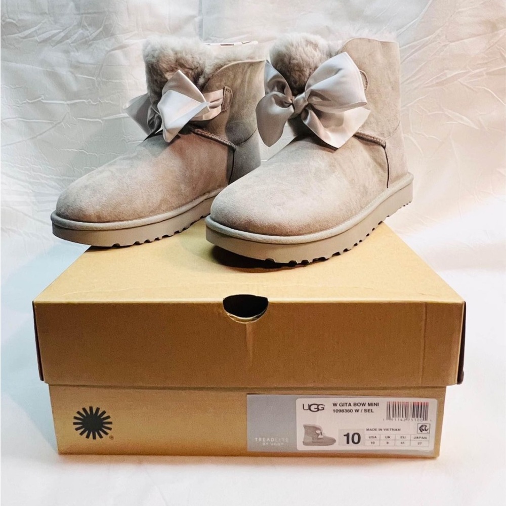 Ugg boots- Gita bow mini in grey, Woman’s Size 10